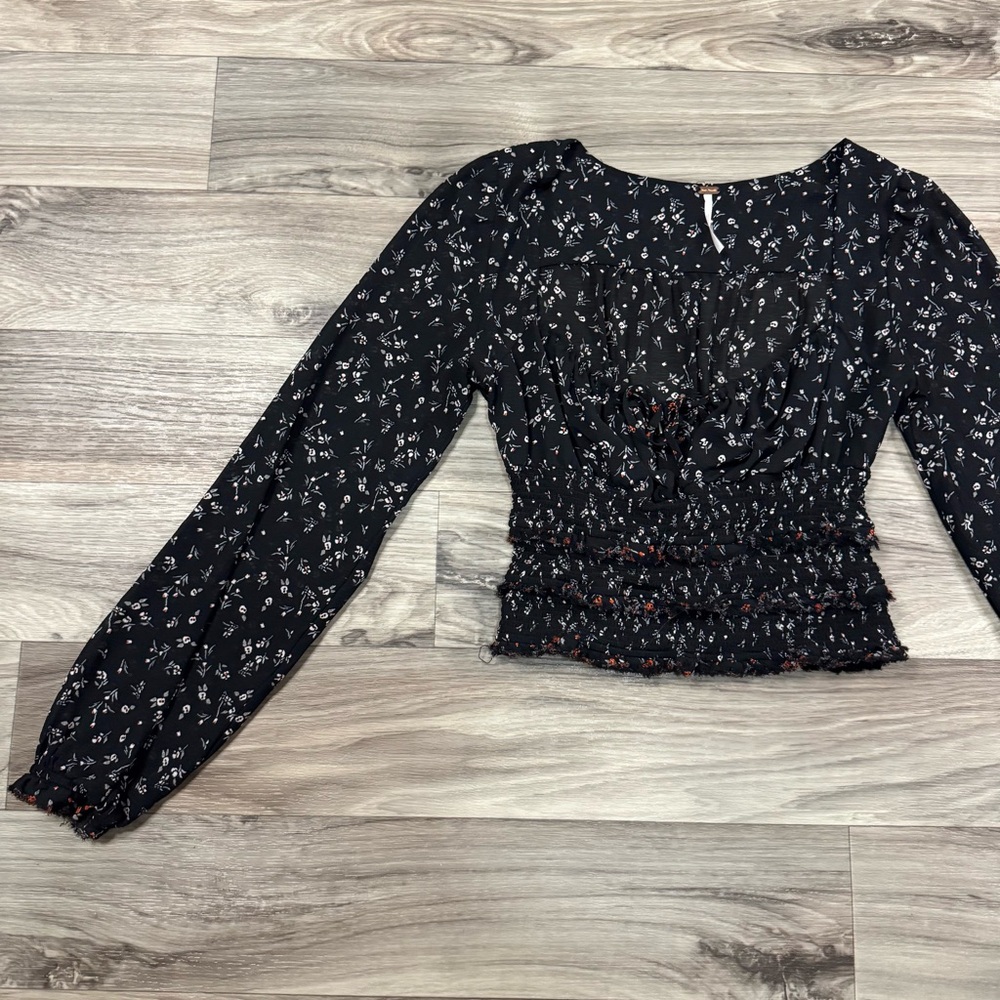 Free People Lolita Floral Smocked Long Sleeve Blouse Size Small - Picture 2 of 7